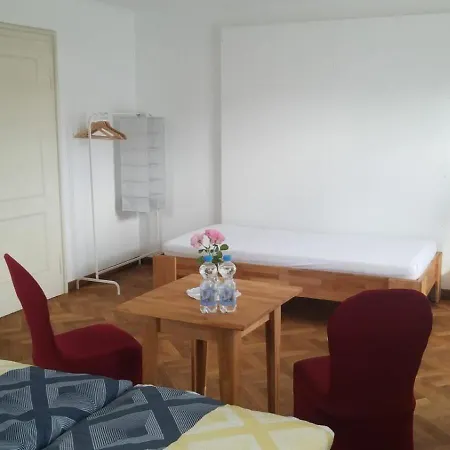 Gaestehaus Lichdi イン Schwaigern