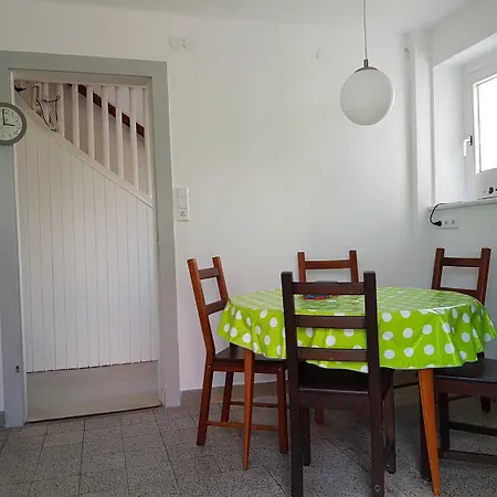 イン Gaestehaus Lichdi