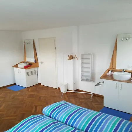 Gaestehaus Lichdi イン 2*